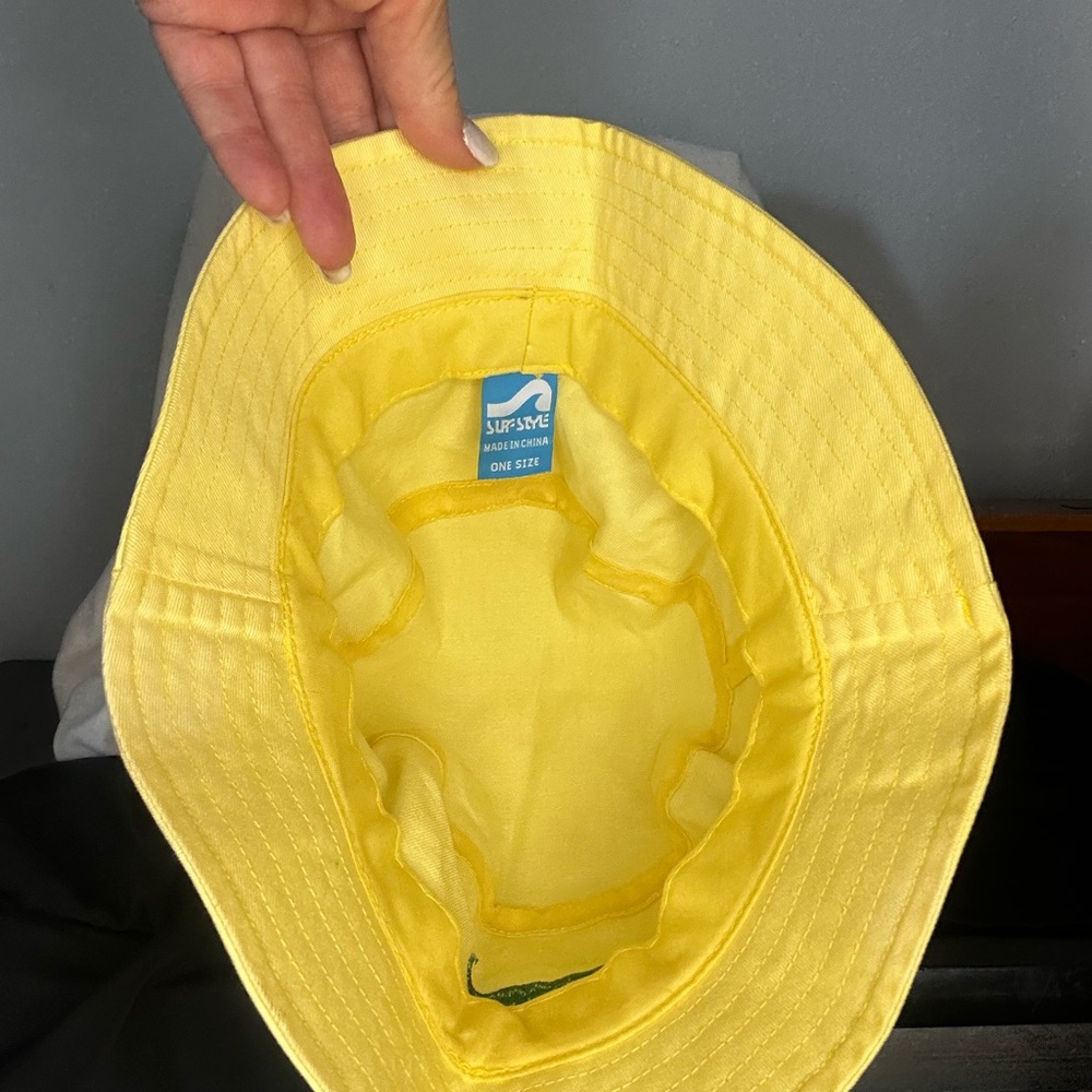 Bucket hat - Picture 2 of 2